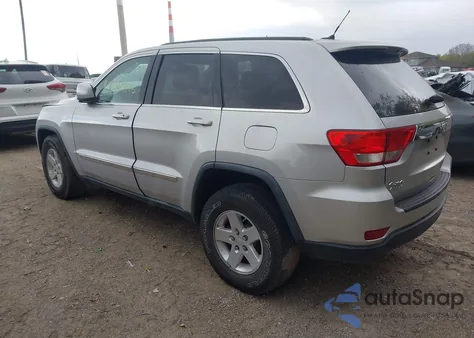 2013 Jeep Grand Cherokee Laredo z USA, uszkodzony, nr VIN 1C4RJFAG3DC639741
